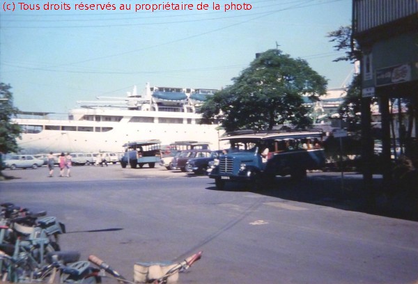 19680100 a12 Papeete