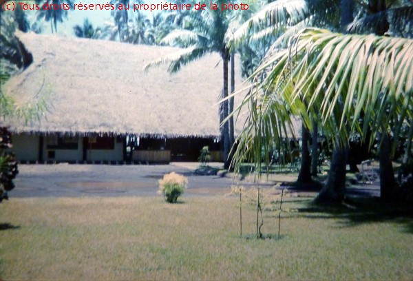 19680100 a35 Tahiti mess du centre de repos de Mataiea